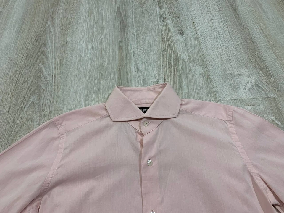 Camisa Hombre Tom Ford Color Rosa Talla 39 Foto 4 de 4