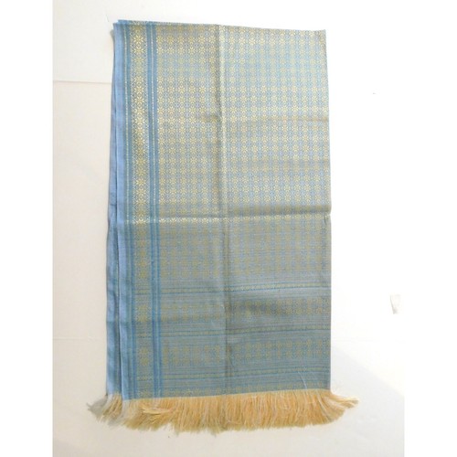 Mantel Asiático Azul Dorado Diseño Floral Bordado Flecos 61" x 31" - Imagen 2 de 5