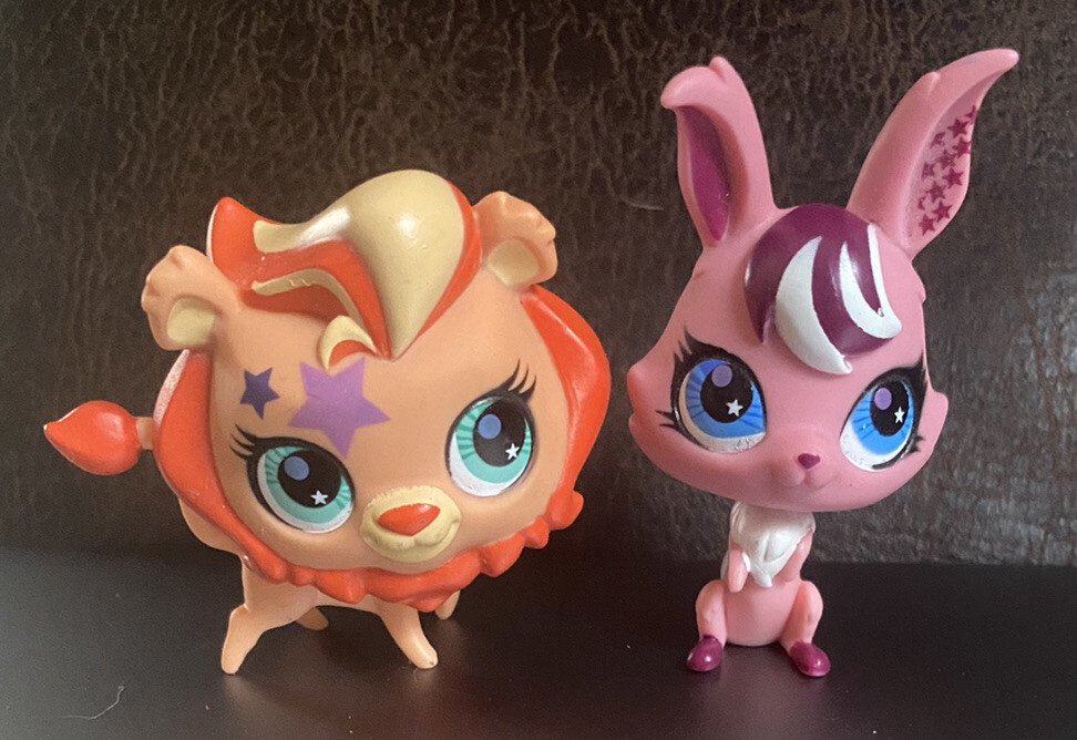 Littlest Pet Shop #2690 And #2991 Pink Bunny With Blue Eyes Orange