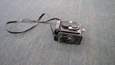 Vintage Yashica MAT-124 Camera made in Japan