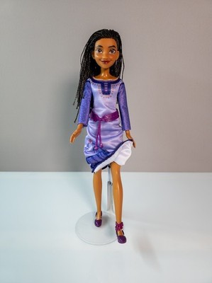 Disney Hasbro Royal Shimmer Doll Asha 2012 lila Kleid Puppe