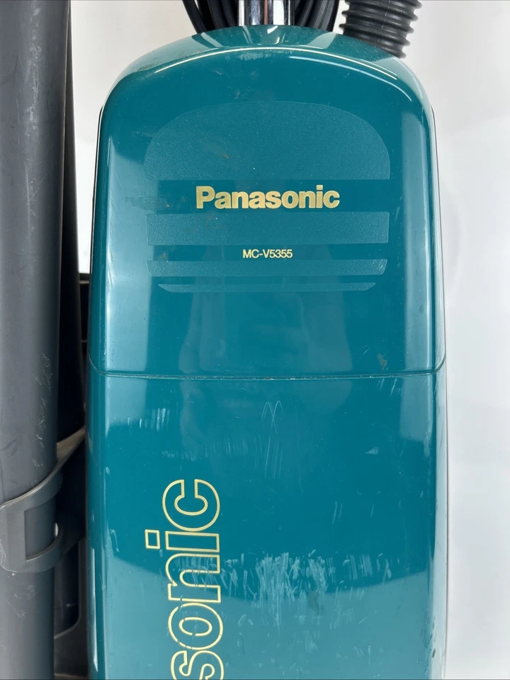 Panasonic MC-V5355 Quikdraw Aspiradora 12.0 con Herramientas Verde Foto 3 de 4