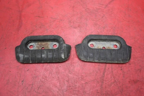 KNEE PAD, FRONT CARRIER