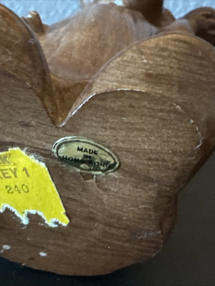 Fisk Tire Co. Niño Vela Estatua Hong Kong Imitación Madera Publicidad Coro Niño Foto 4 de 4