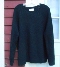 Old Navy Black Long Sleeved Crew Neck Oversized Pullover Sweater