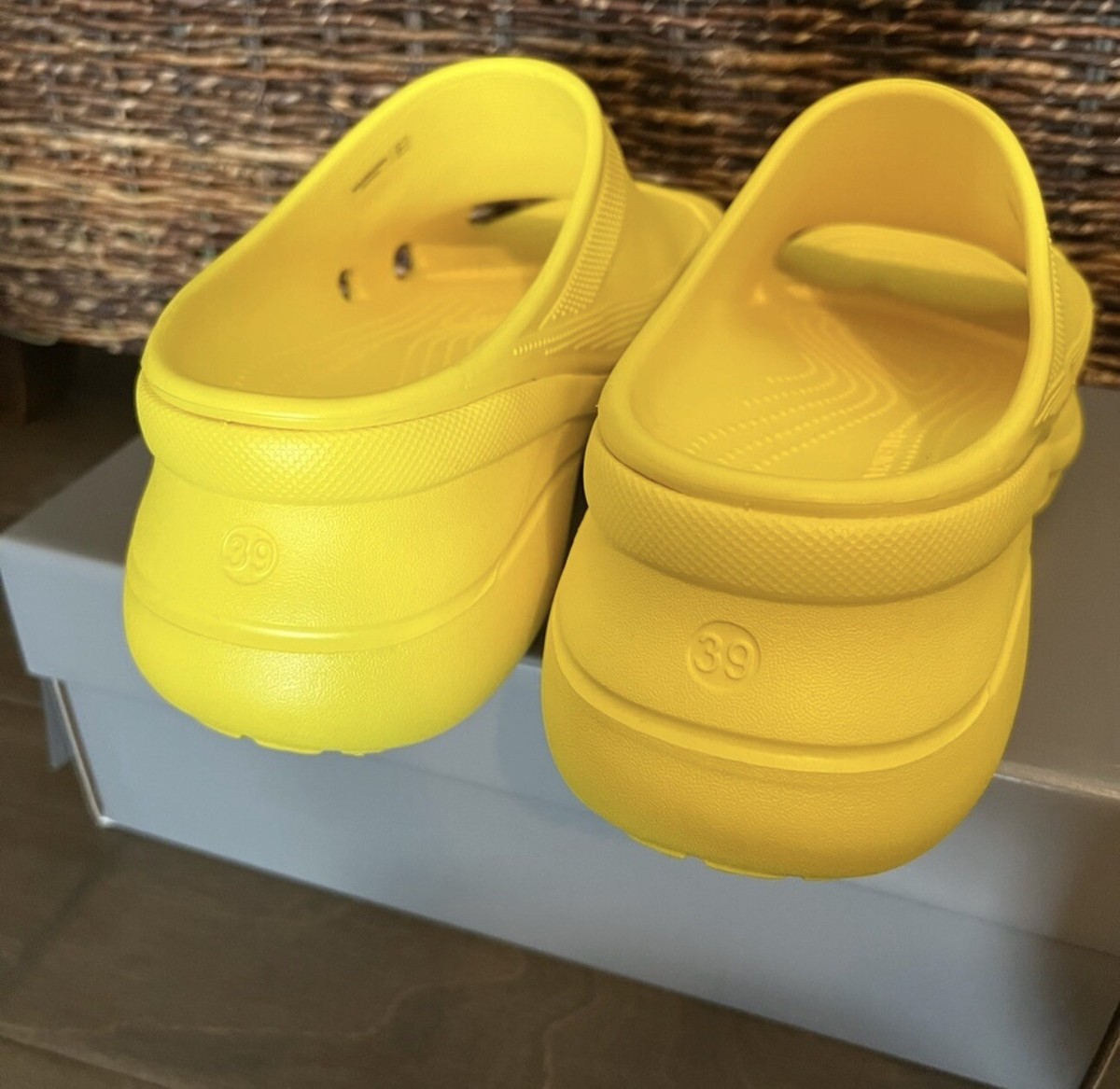 Balenciaga x Crocs Collab Pool Crocs Slide Sandal Yellow Size 39