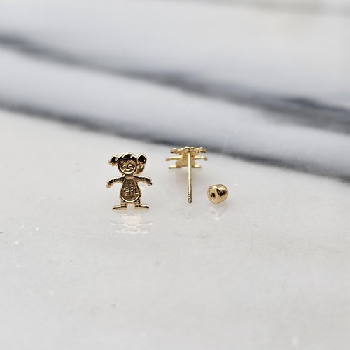 Lot of 35 10k Yellow Gold Earrings With Many Different Styles and Designs. - Picture 142 of 168