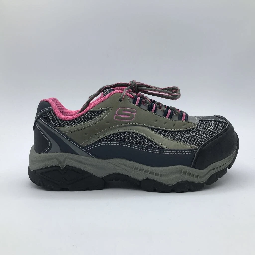 Skechers safety top shoes 77074
