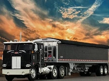 1/64 DCP PETERBILT 352 86" COE W/ WILSON PACESETTER HS GRAIN TRAILER
