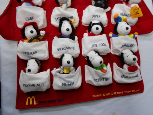#DD8. 2001 SET(16) THE MANY LIVES OF SNOOPY McDONALDS FIGURES WITH DISPLAY - Bild 3 von 7