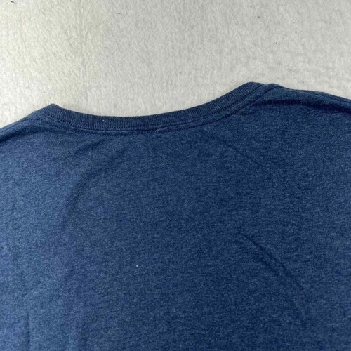 Disney Aladdin Jasmine Women’s Size Medium Navy Blue Crewneck Graphic T-Shirt - Picture 11 of 12
