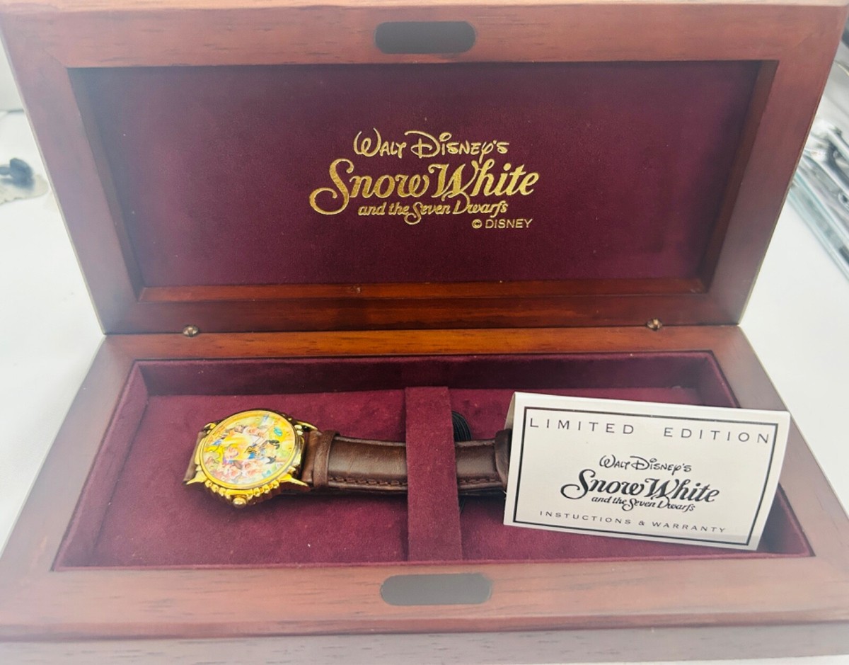 Snow White and The Seven Dwarfs Limited Edition Watch Limited Edition Snow White and the Seven Dwarfs Watch and  main image 3