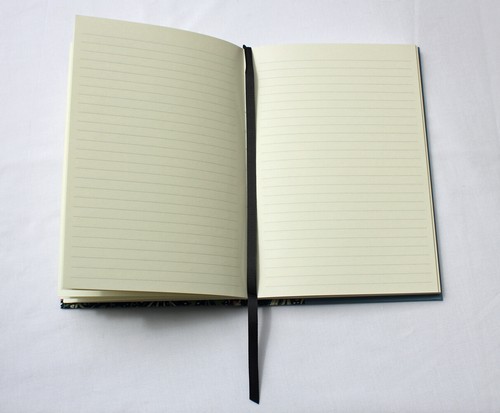 Morris & Co Seaweed Hardback A5 Lined Notebook - Picture 4 of 6