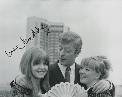 Jane Asher HAND signed 8x10 Foto, Autogramm, Alfie, Deep End Schauspielerin (C)