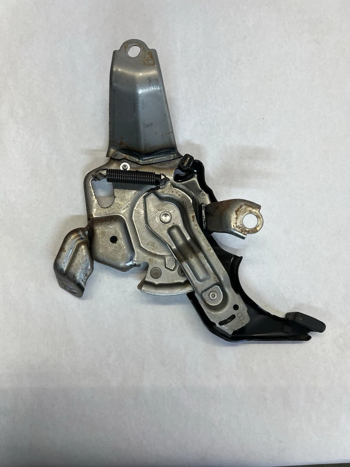 Conjunto de freno eléctrico de emergencia para pedal de freno de estacionamiento Toyota Camry 2007-2011 OEM Foto 3 de 4