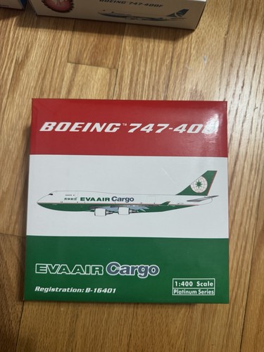 1:400 Phoenix Models Eva Air Cargo Boeing 747-400F B-16401