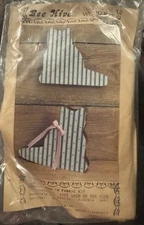 Bee Hive Craft Wood Cat Kit