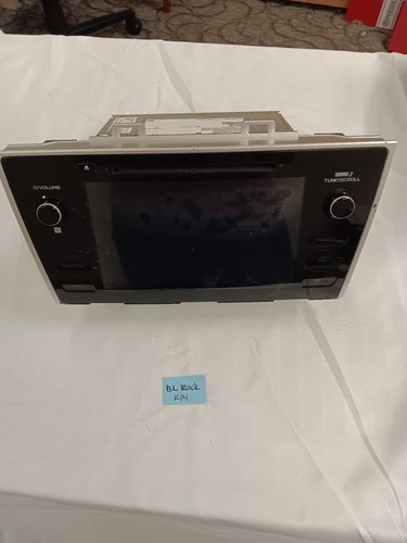 GEN3 MID BC7 *Read Description* Subaru Radio Receiver *Damaged Screen* - Picture 1 of 10