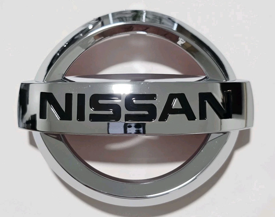 Nissan Altima Front Grille Emblem Logo  2007 2008 2009 2010 2011 2012  - Image 2 of 3