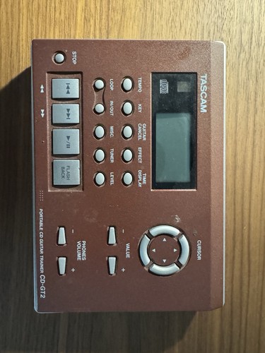 TASCAM CDGT2 Portable CD Guitar Trainer - Picture 1 of 4