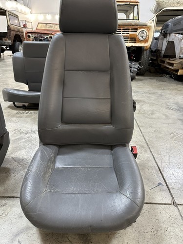 97 LAND ROVER DISCOVERY 1 SET OF LEATHER SEATS OEM - Picture 2 of 15