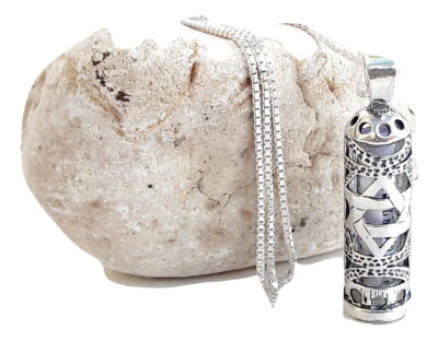 925 Sterling Silver MEZUZAH PENDANT WITH SHEMA YISRAEL SCROLL & STAR OF DAVID eB