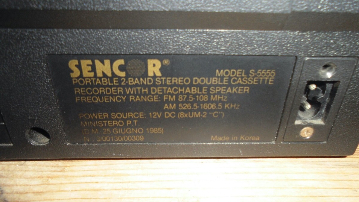 Vintage 80s General Electric Boombox GE 3-5252 a Radio Cassette Ghetto