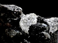 Incredibile Qualit&agrave; Naturale Herkimer Diamante Quarzo Gemma Centro Forato Non Tr