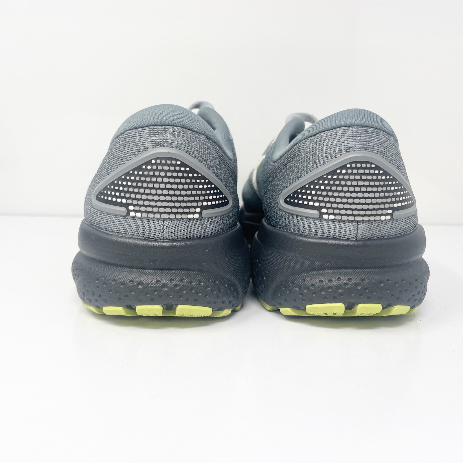 Brooks Mens Ghost 16 1104184E040 Gray Running Shoes Sneakers Size 8 4E thumbnail 6