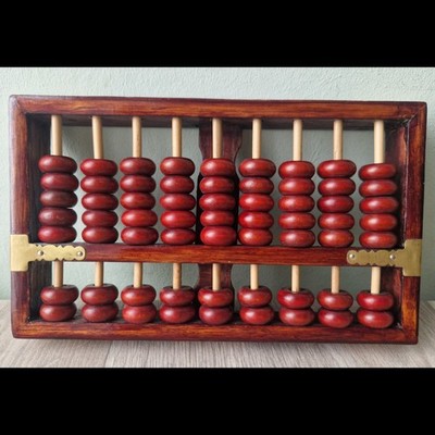 Vintage chinesischer hölzerner Abakus mit Messingdetail pädagogische Zählhilfe