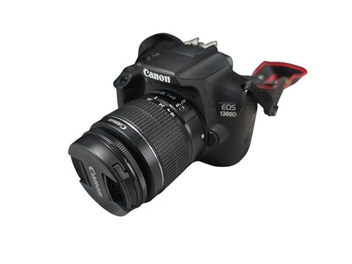 Canon EOS 1300D 18.0MP Digitalkamera - Schwarz (Kit mit EF-S 18-55mm III DC...