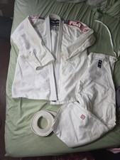 Conjunto Fuji Judo Gi Blanco Talla 5 Chaqueta Y Pantalones Con Cinturón Jiujitsu Cordón Usado en Excelente Condición