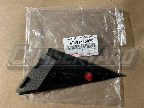 New Toyota Land Cruiser FJ80 FZJ80 Right Mirror Triangle Cover 67491-60020