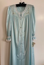 New Vintage Dixie Belle Baby Blue Nylon Robe Size L 38-40 Loungewear Peignoir