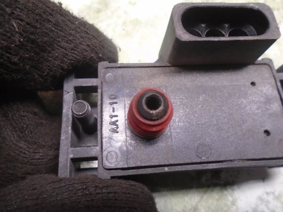 Sensor de presión absoluta Isuzu Rodeo 1996 colector para Isuzu Rodeo 2.6 1991-1997 Foto 3 de 3