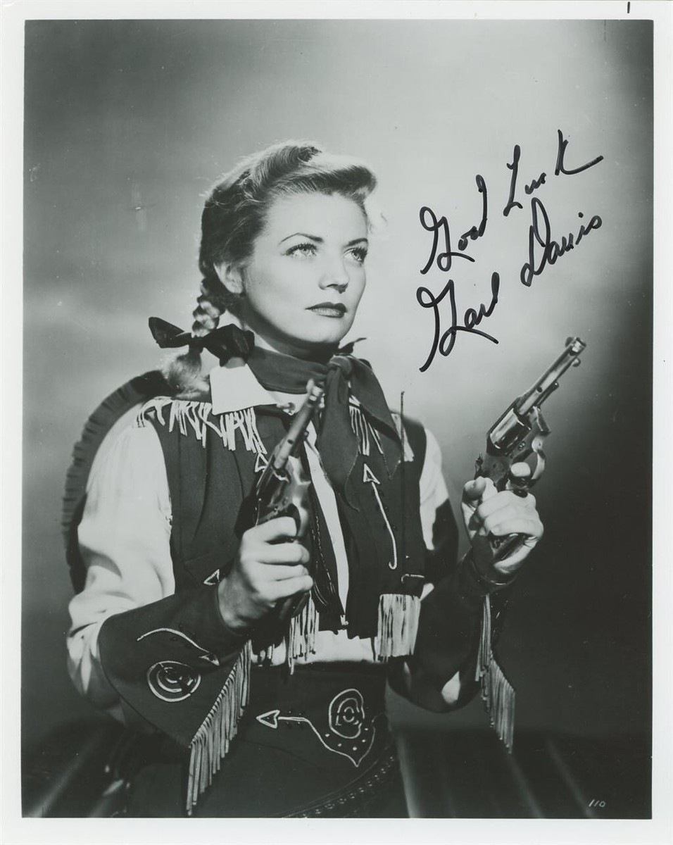 Gail Davis- Signed Photograph (Annie Oakley) | eBay
