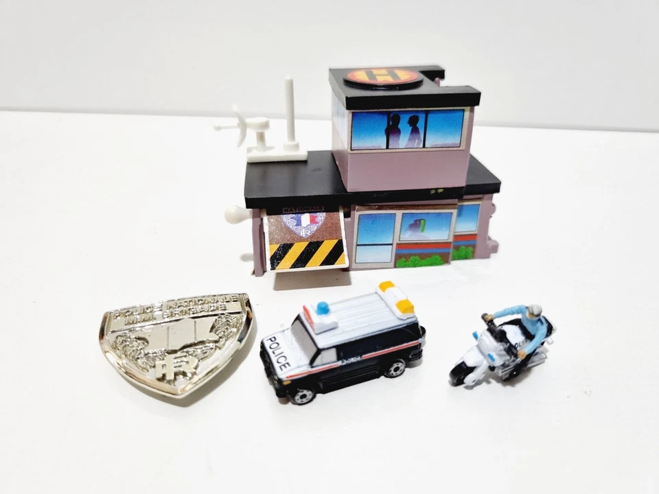 SET 001  LOTTO MICRO MACHINES POLICE COME DA FOTO NO BOX USATO SICURO - Immagine 2 di 3
