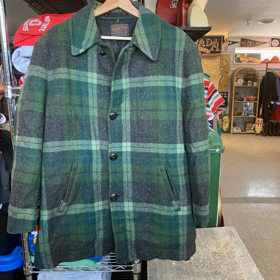 1950s Vintage PENDLETON WOOLEN MILLS Jacket Retro Green Plaid Wool Hunting Coat - Image 2 of 4