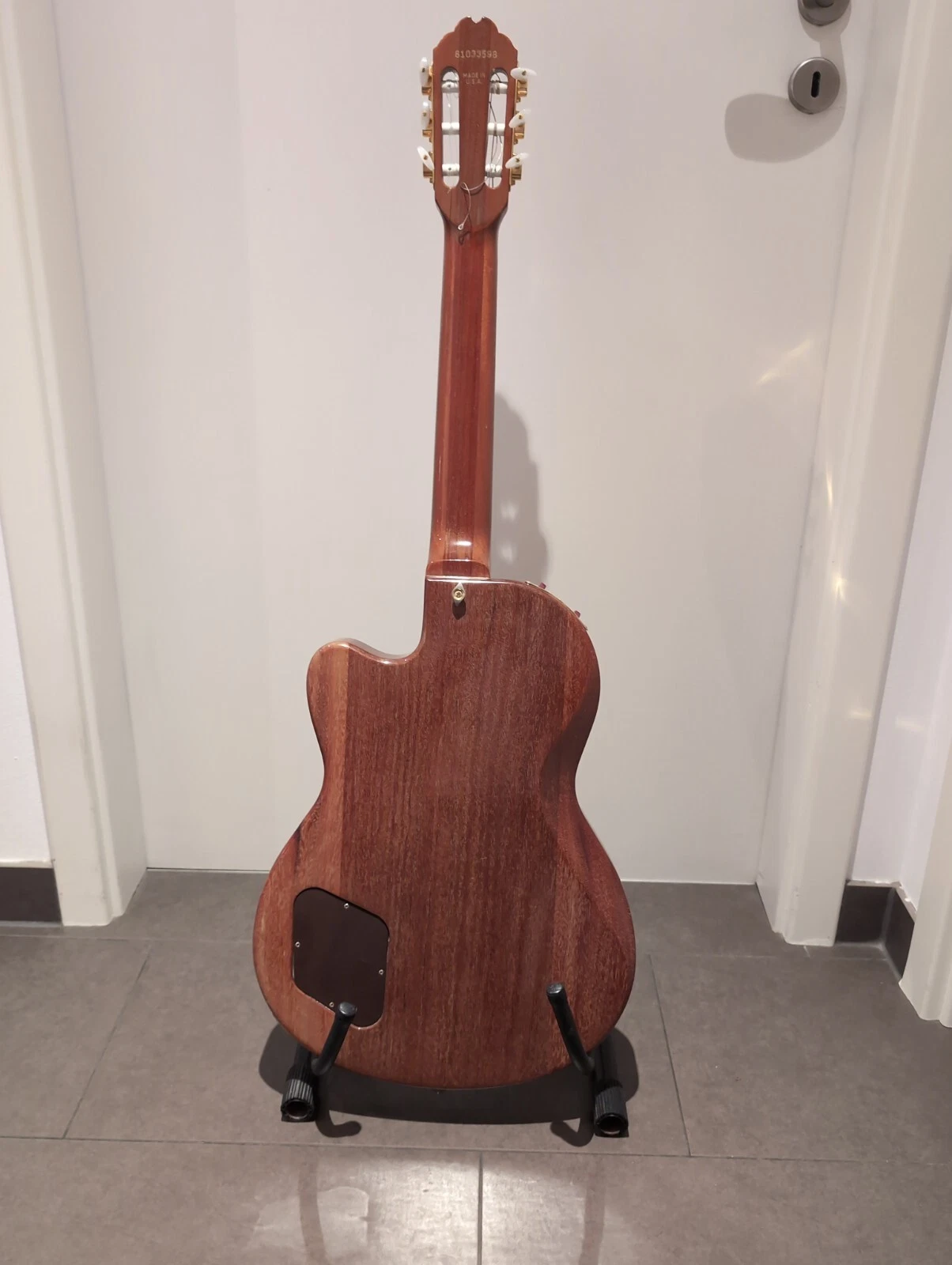 Picture 3 of 10