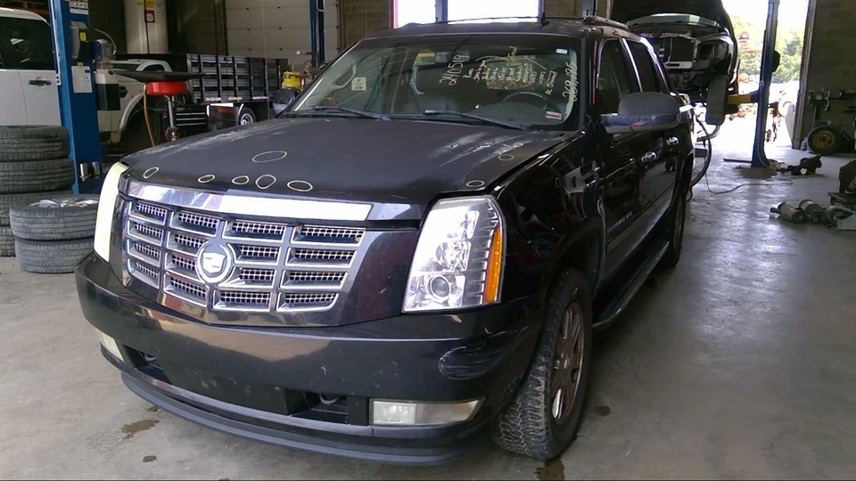 Compresor de aire acondicionado usado para: Cadillac Escalade Ext 2008 gasolina grado C Foto 3 de 4