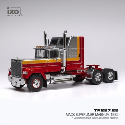 IXO MODEL TRUCKS MACK SUPERLINER MAGNUM 1985 SILVER/RED 1-43 SCALE TR227
