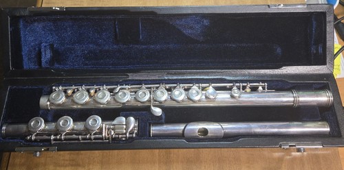 Gemeinhardt M3S Closed Hole B Foot Flute - Nice New Pads - 9 oz sterling silver