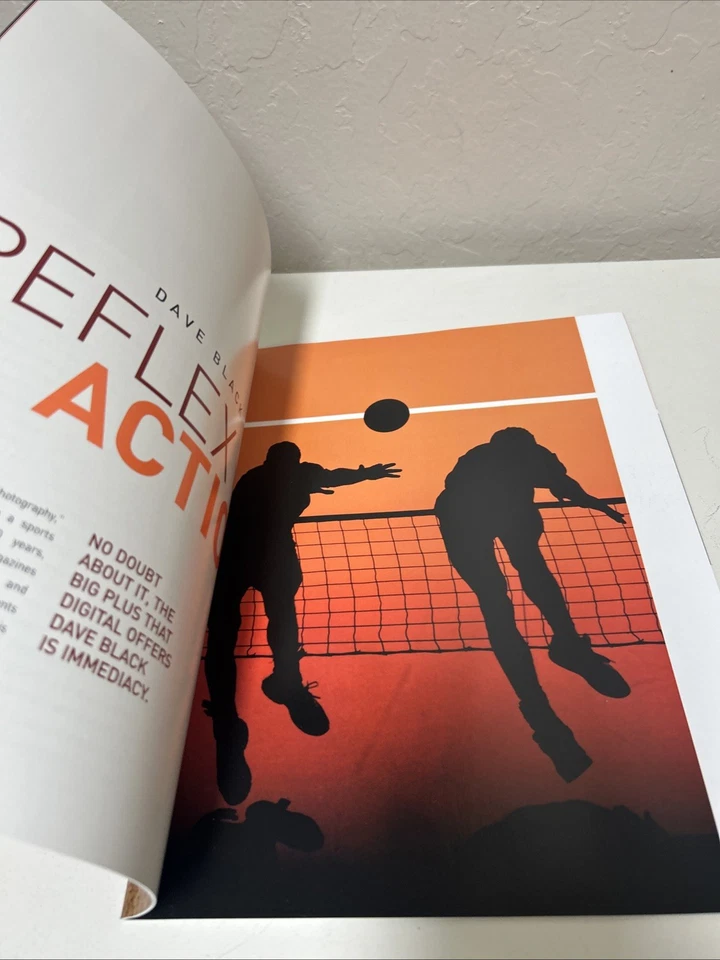 Folleto Nikon World Digital SLR Edición Especial 2002 Foto 3 de 3