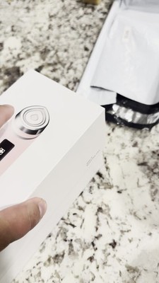medicube booster pro box New in Age R Skin Care Device grade treatments at home with 4 modes and 6 advanced functions MediCube X ZO&FRIENDS - [AGE-R]
