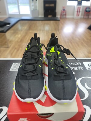  NIKE REACT ELEMENT 55 '' BLACK VOLT'' 2018  SIZE 6 NEW IN HAND 
