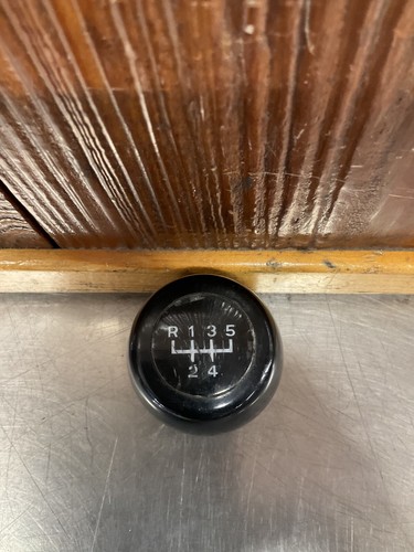 Triumph TR7 • Original 5 Speed Gear Lever Shift Knob, #UKC3004. Used. JT10 - Picture 5 of 6