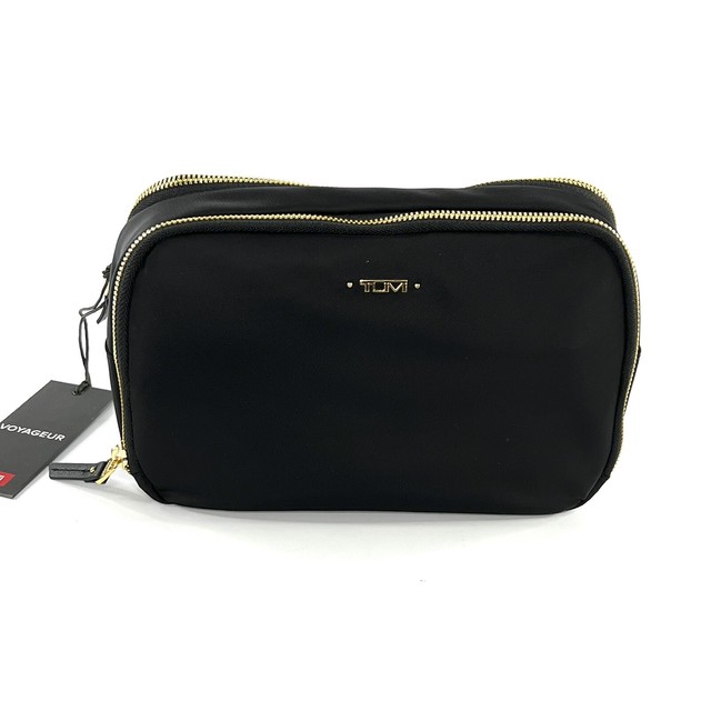 tumi cosmetic case