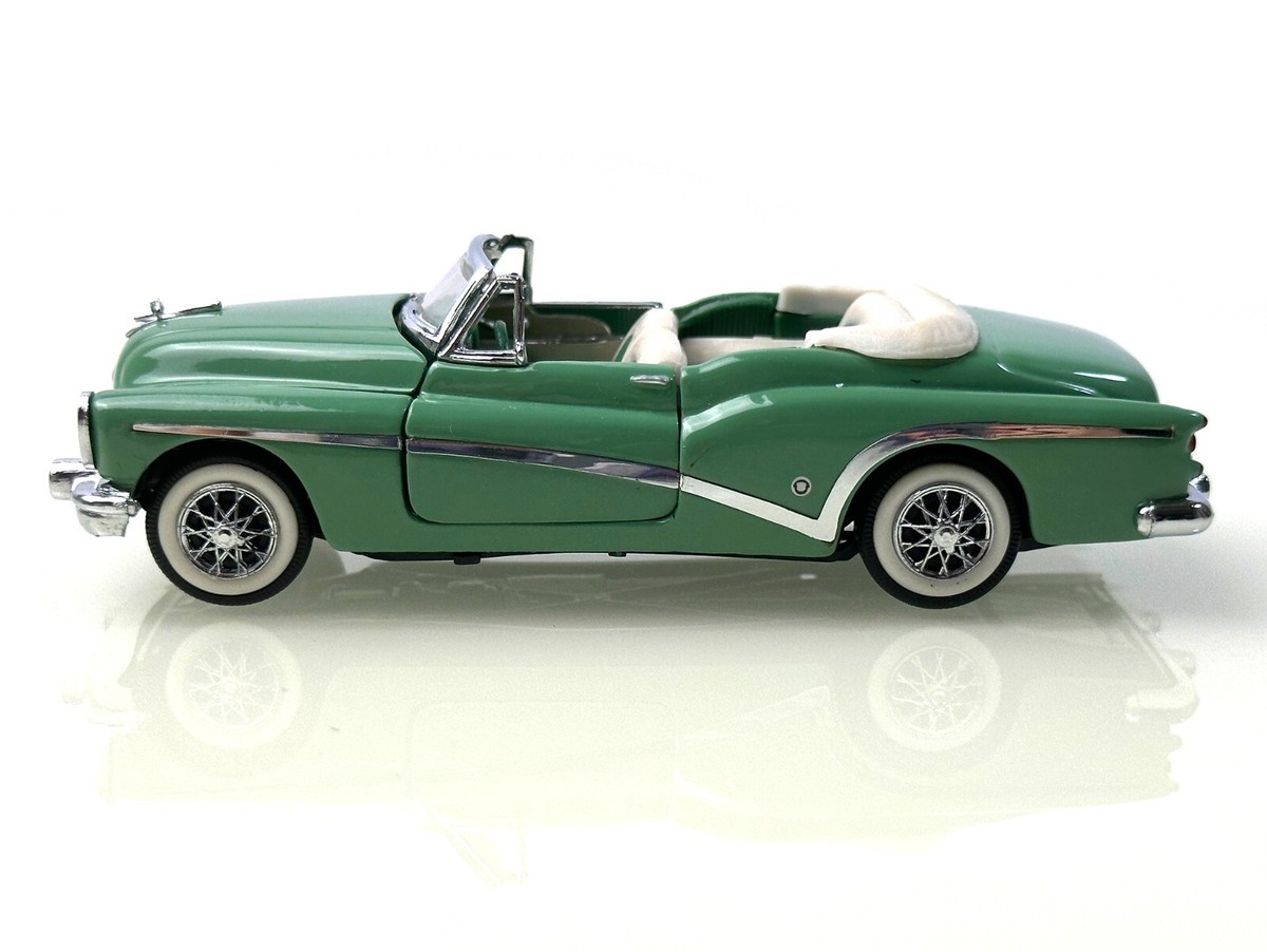 1:43 Franklin Mint 1953 Buick Skylark Convertible Green Diecast