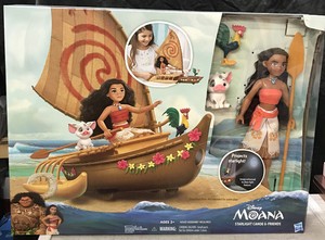 disney moana starlight canoe and friends