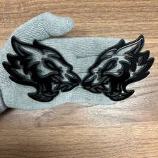 Coyote Wolf Badges Emblem Premium Black, 2 Badges Fender Angry Agressive